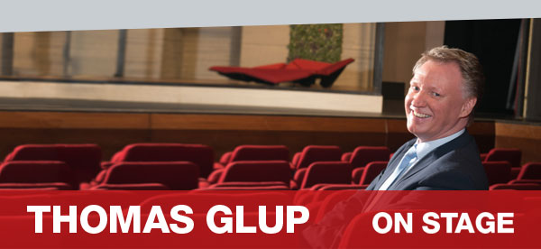 THOMAS GLUP on Stage